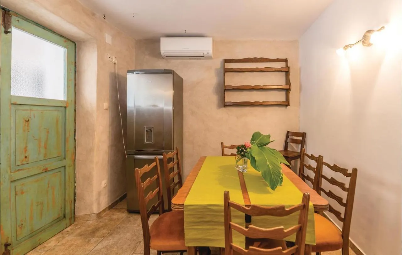 Holiday home Beautiful Home In Preko With 2 Bedrooms, Sauna And Internet