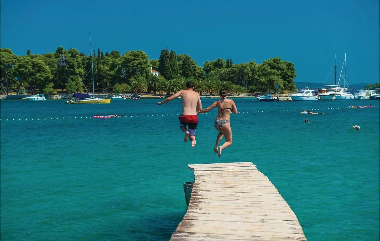 Beautiful Home In Preko With 2 Bedrooms, Sauna And Internet Croatia